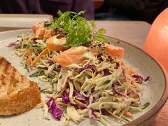 烤三文鱼沙拉-O'mills Sourdough Bakery&Bistro(永嘉路店)