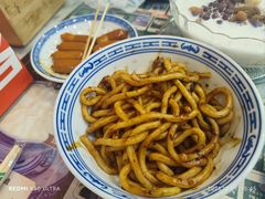 -广信牛奶甜品世家(台东店)