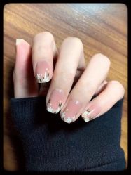 -悦指间美甲美睫