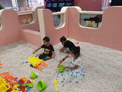 -多米空间儿童游乐中心(路劲世界广场店)