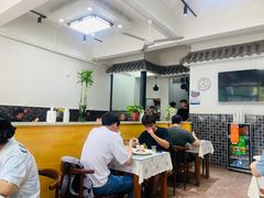 -芳芳餐厅(白沙路店)