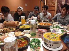 -老滇山寨•云南特色菜•地方菜•民族风情歌舞表演(金碧店)