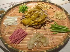 -维园悦谱·海派家常菜(乌鲁木齐南路店)