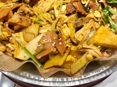 -红渡小香·牛肉麻辣香锅(车站南路店)