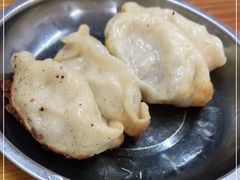 -黄阿姨锅贴大王(万航渡路店)