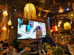 -胡桃里乐队酒馆(鎏嘉码头店)