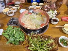 -阿婆情腊排骨火锅(饮玉巷店)