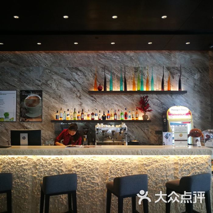 嘉发希尔顿逸林酒店61大堂吧大堂图片-北京咖啡厅-大众点评网