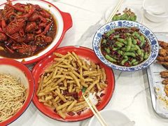 -江城燕子大排档(江汉路步行街店)