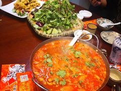 -红色根据地文化主题酒店(太湖街店)
