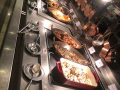 -圣丰索菲特·2 On 988 Café 自助餐厅