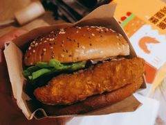 -麦当劳(展览路店)