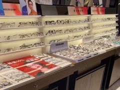 -爱视眸Eyeblling眼镜·依视路·蔡司镜片折扣店(百联南方商城购物中心)