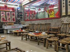 等位区-喜半仙·牛八宝·两江米粉酒(普陀路店)