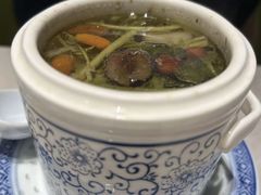 -汤城小厨•粤菜•靓汤(西直门凯德MALL店)