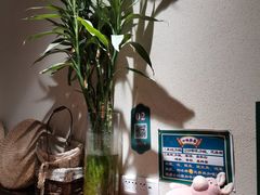 -八月美食小馆(银泰城总店)