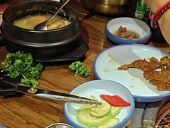 -明洞阿姨·韩式酱蟹烤肉·创意料理(三元桥店)