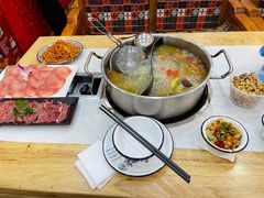 -田村·酸汤鲜牦牛肉火锅(布达拉宫广场店)