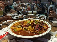 -俭寨大盘鸡·手抓肉·烧烤新疆菜(乌苏路店)