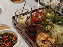 -红鼎豆捞·非遗鲍皇汤火锅(宝丰路店)