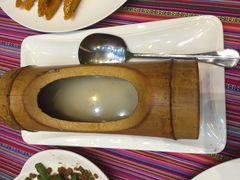 -香巴拉云南餐厅(华莱坞店)