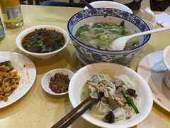 -桥香园云南过桥米线(金马碧鸡店)
