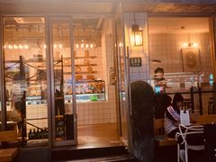 门面-81BAKERY(大学路店)