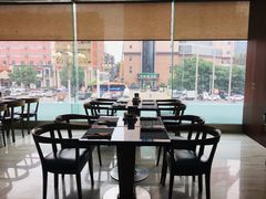 -东方红海鲜百汇(国际大厦店)