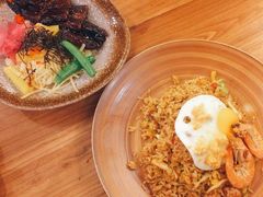 -more than meow吴止猫主题餐厅(承德 中船汇店)