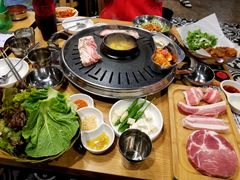 -江南猪肉商会无限续吃(弘大店)