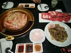 -猪啊牛呀羊啊铜盘烤肉(正大广场店)