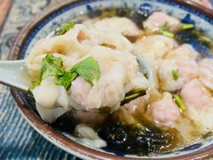 招牌野馄炖-老谢野馄饨(延安路店)