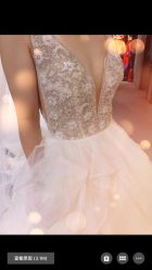 点击看大图 -GRACE KELLY婚纱与礼服(北京店)