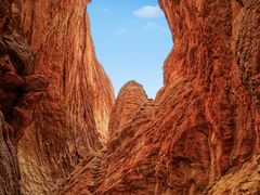 -天山神秘大峡谷