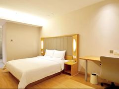 -全季酒店(西安凤城二路店)