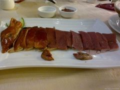 烤乳猪-唐宫海鲜舫