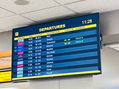 -班达拉奈克国际机场