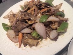 -鑫渔港海鲜本地菜·山海关浑锅(东戴河店)