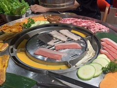 -哈哈碳都·牛肋条无限自助烤肉(台江万达店)