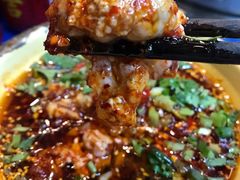 冒脑花-马路边边串串香(双井直营店)