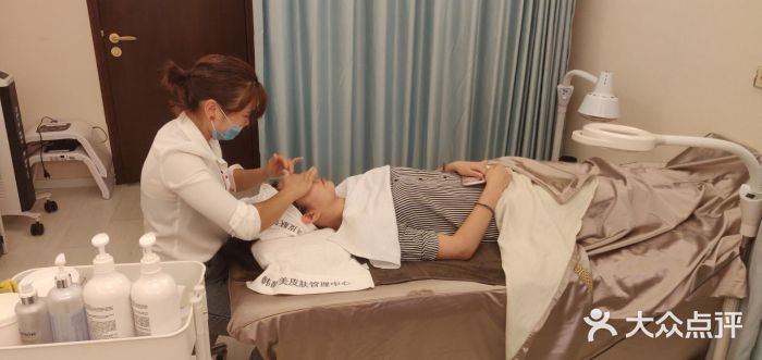 韩静美科技护肤抗衰中心图片