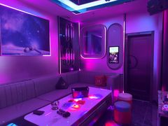 -名星会量贩式KTV旗舰店(盈熙广场店)