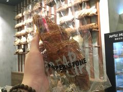焦糖牛角酥-PAPER STONE BAKERY(天汇广场店)