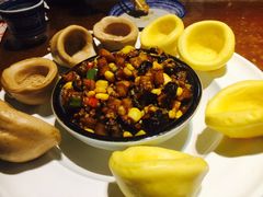 -95号酱骨·一块豆腐(展春园西路店)