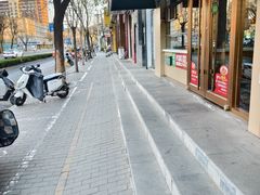 -绝味鸭脖(金顶西街店)