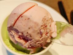 -大中华希尔顿酒店-念自助餐·嗨啤·小龙虾