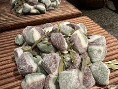 -三出山火锅(南京万象天地店)