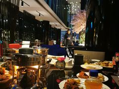 -唐拉雅秀酒店-西锦汇空中BBQ·思创餐厅