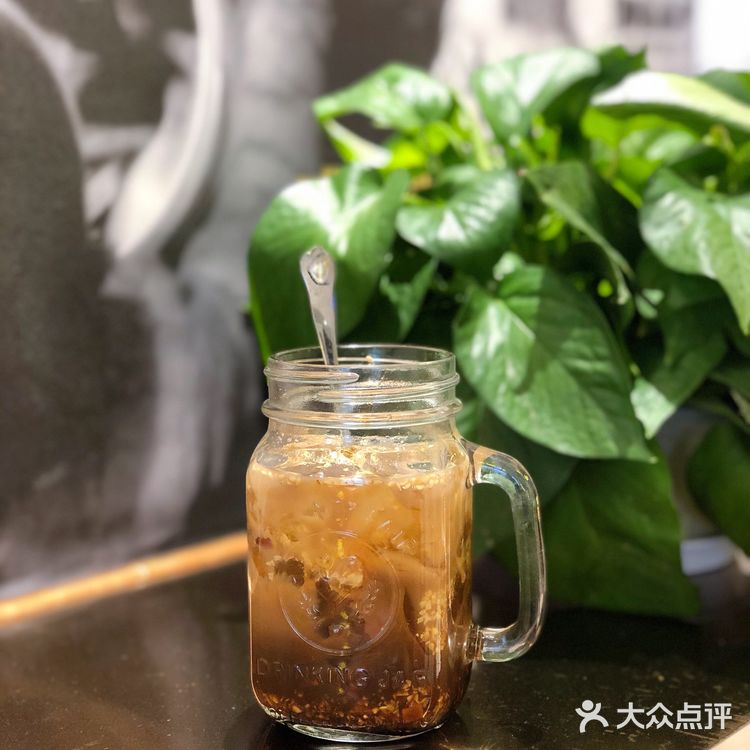 十月的第一顿火锅[爱心]就来这家正宗的川味火锅店