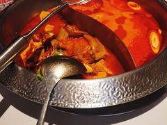 -左庭右院鲜牛肉火锅(金山万达店)